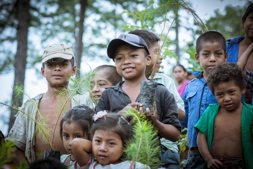 Image of children from Guatemala