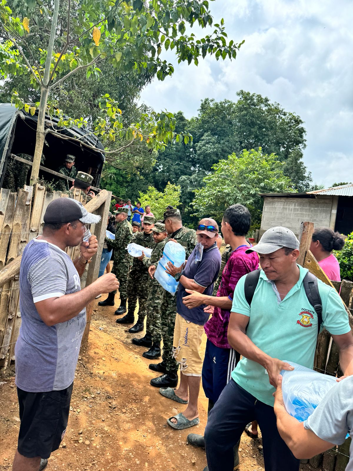 Imagem de ayyuda humanitaria monteria colombia lluvias torrenciales 2026